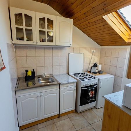 Kismokus Apartman エゲル エクステリア 写真